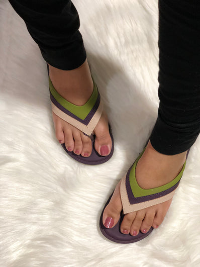 Trio-Tone Comfort Flops