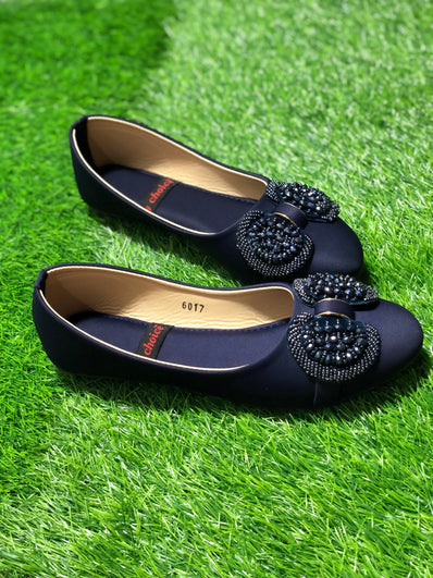 Majestic Bow Pumps